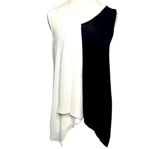 AUGUST SILK Blouse Pull over Sleeveless High Low Black White Medium Like new